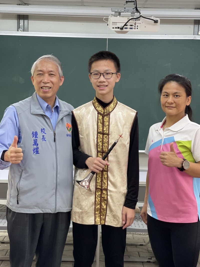 頭份國中張宏郡 勇奪全國音樂嗩吶特優