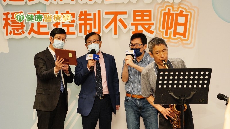 嗅覺異常、便秘竟是帕金森氏症早期症狀 十大症狀自我測驗