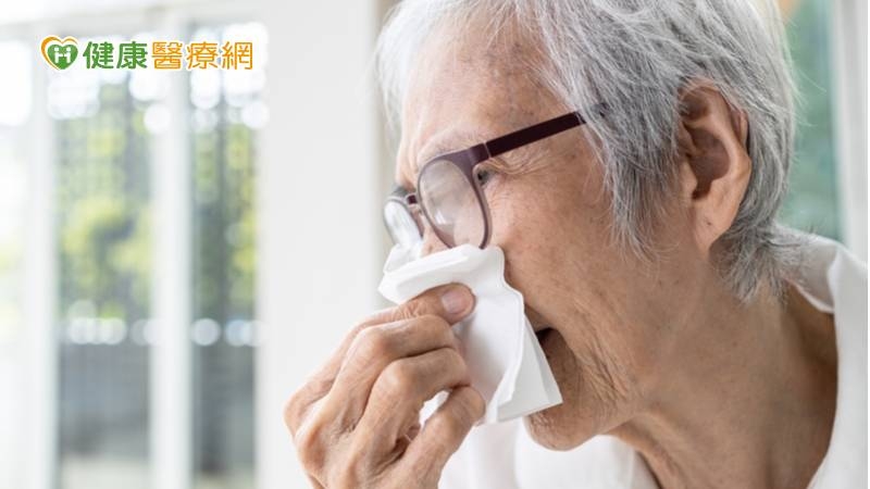 吃橘子、吹冷風鼻塞就更嚴重? 中藥調理改善鼻問題