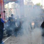 ▲大甲媽祖遶境進香回鑾，烏日警分局實施防搶轎演練－幫派陣頭欲衝入搶轎 (圖/台中市烏日分局 提供)