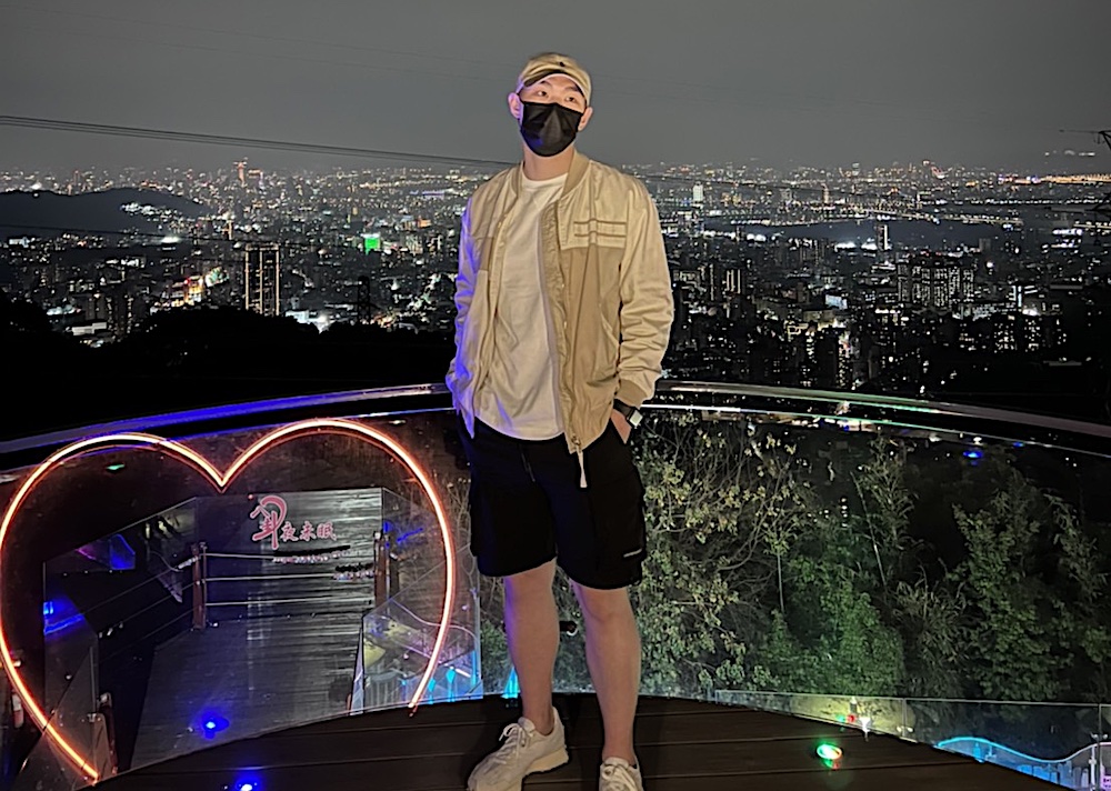永慶房屋政大店方奕凱