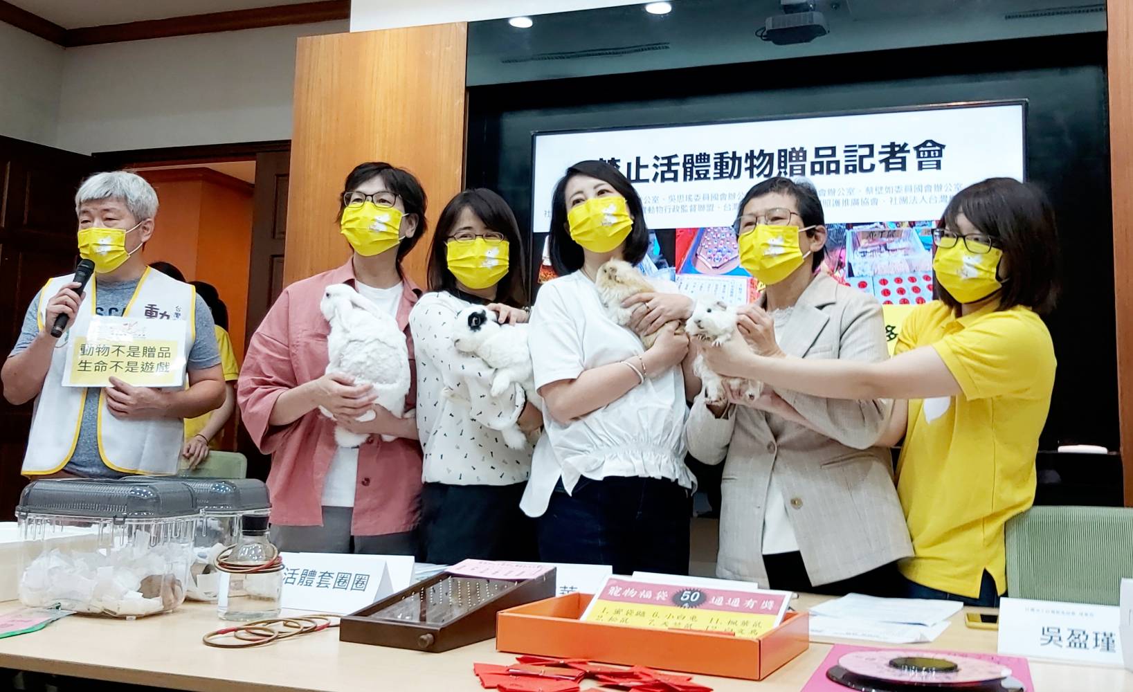 兒時回憶成動物悲歌 動保團體籲修法禁止活體動物當遊戲贈品 76 230321