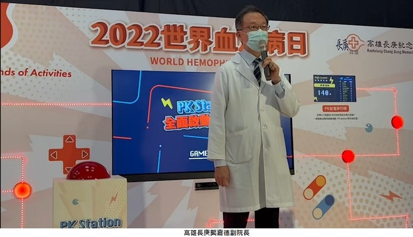 可能是 1 人和站立的圖像