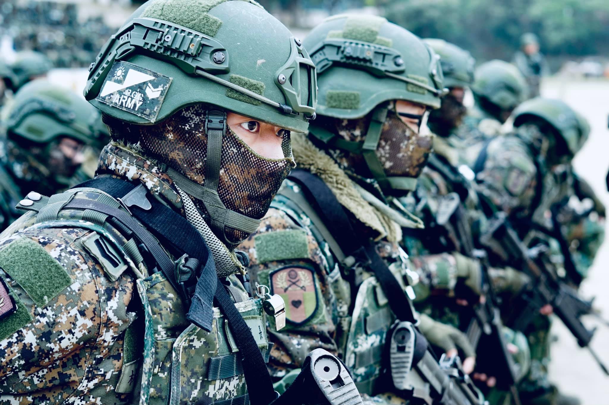 【何豪毅專欄】懇請長官親自換穿戰鬥個裝 下場跑一趟500障礙 50 166313507 4033712836692004 8740021708986968353 n