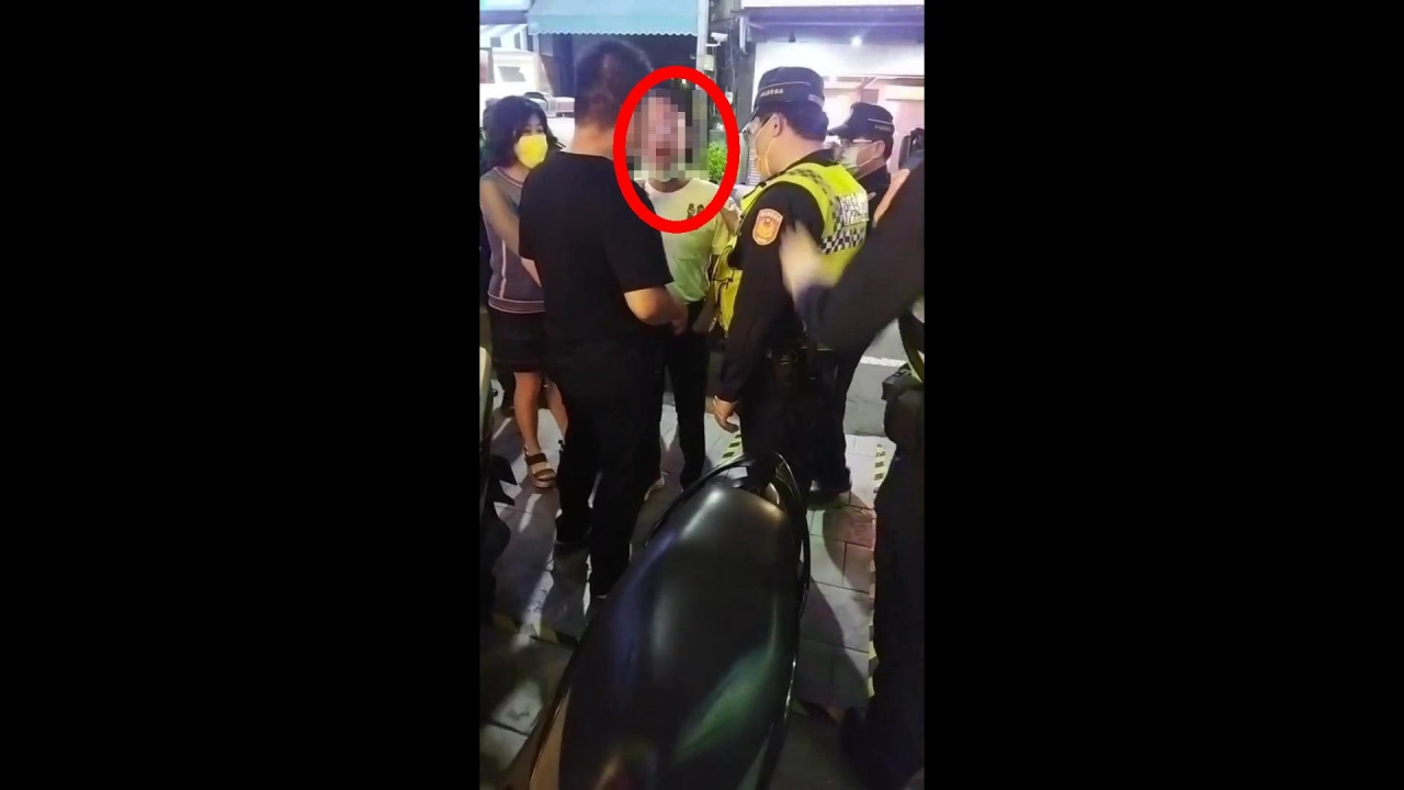 KTV門口脫口罩抽菸遇臨檢嗆警你很大吼？ 和美鎮長阮厚爵鞠躬道歉