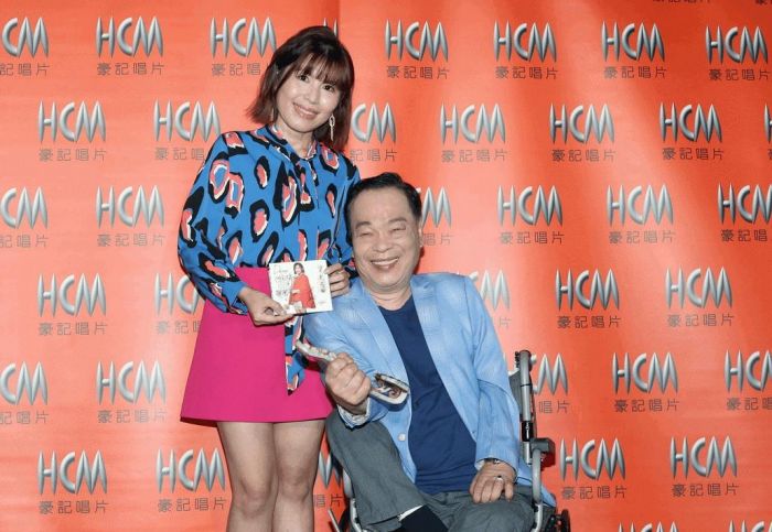 廖婉君推出首張專輯《望夫石》阿吉仔下達禁愛令 沒紅不得談戀愛
