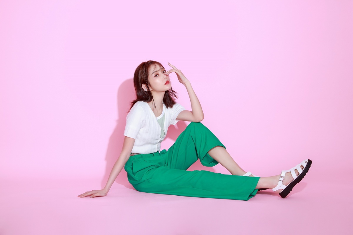 GU將於4月29日至5月8日舉辦「美人祭」，精選多款春夏時尚單品推出$190元起的超值優惠，並邀請品牌好友邵雨薇搶先演繹「好感多色直筒褲」嶄新色系。