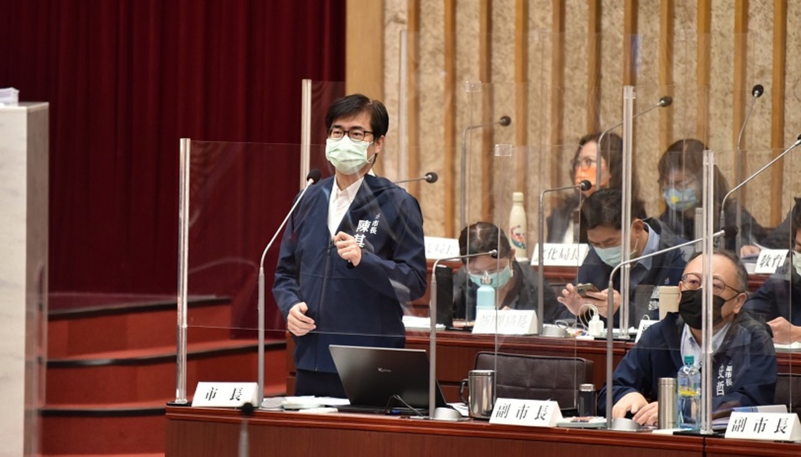 議員關心兒童疫苗施打與防疫新制 陳其邁:校園接種將說明風險 尊重意願