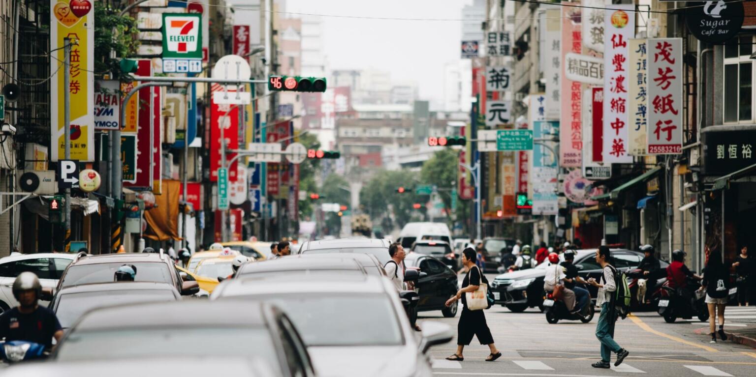「軟性封城」禁止程度?柯文哲:跟三級警戒差不多 76 台北「軟性封城」模式?市府:自律取代他律