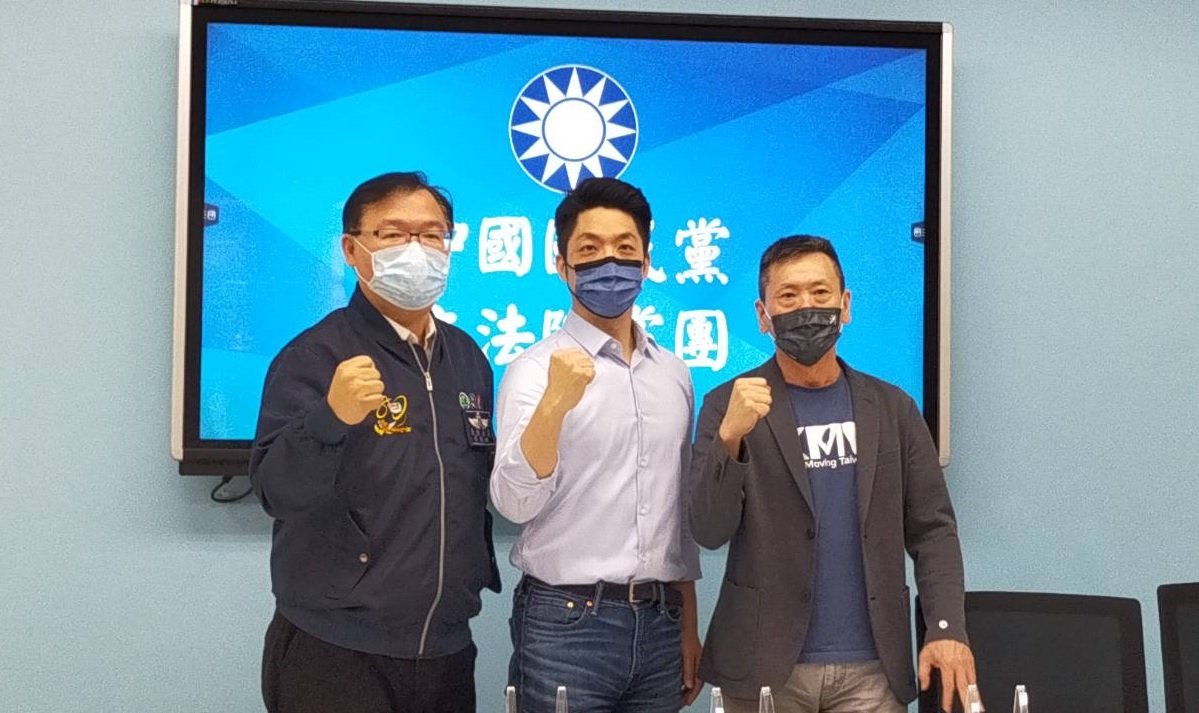 勞動節/國民黨團:總統競選政見《最低工資法》何時上路? 50 042901