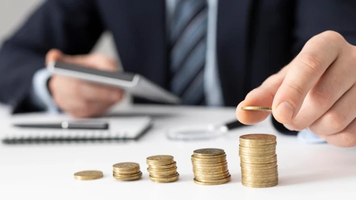 報稅季來臨!戶政事務所5月延時辦理自然人憑證 4 front view finance business elements assortment 23 2148793759 scaled