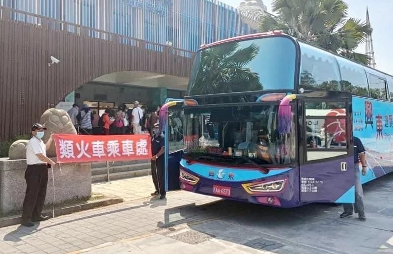 台鐵司機拒加班/國民黨力挺:蔡政府改革鴨霸 拒溝通只造詞 71 043002