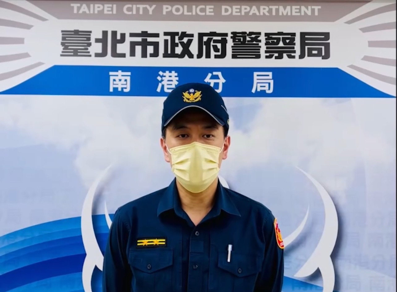 圖片說明;同德派出所所長陳易典說明畫面