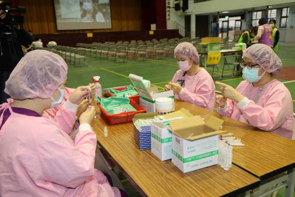 新北市5月3日起安排國小學童接種莫德納疫苗(資料照)