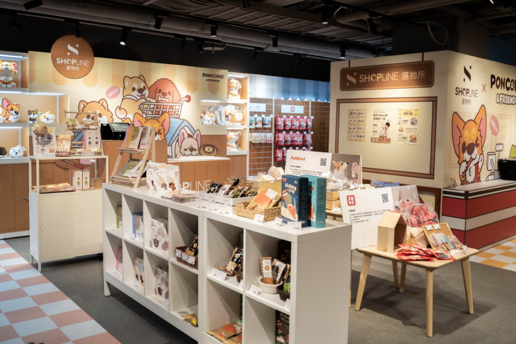 「毛孩超市」即日起至 5 月 26 日率先登場,囊括超過 200 項零食、衣著、玩樂、保健、清潔等暢銷寵物商品