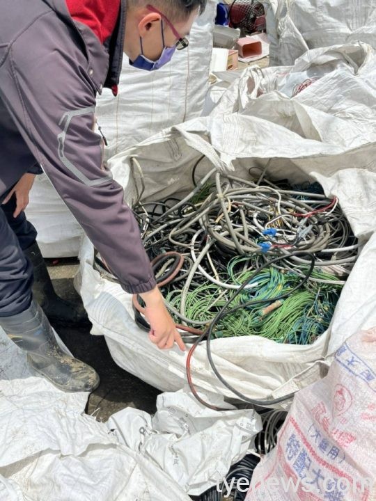 男子潛廢棄工廠剪電纜線變賣 警調監視器畫面逮人 18 928788 scaled