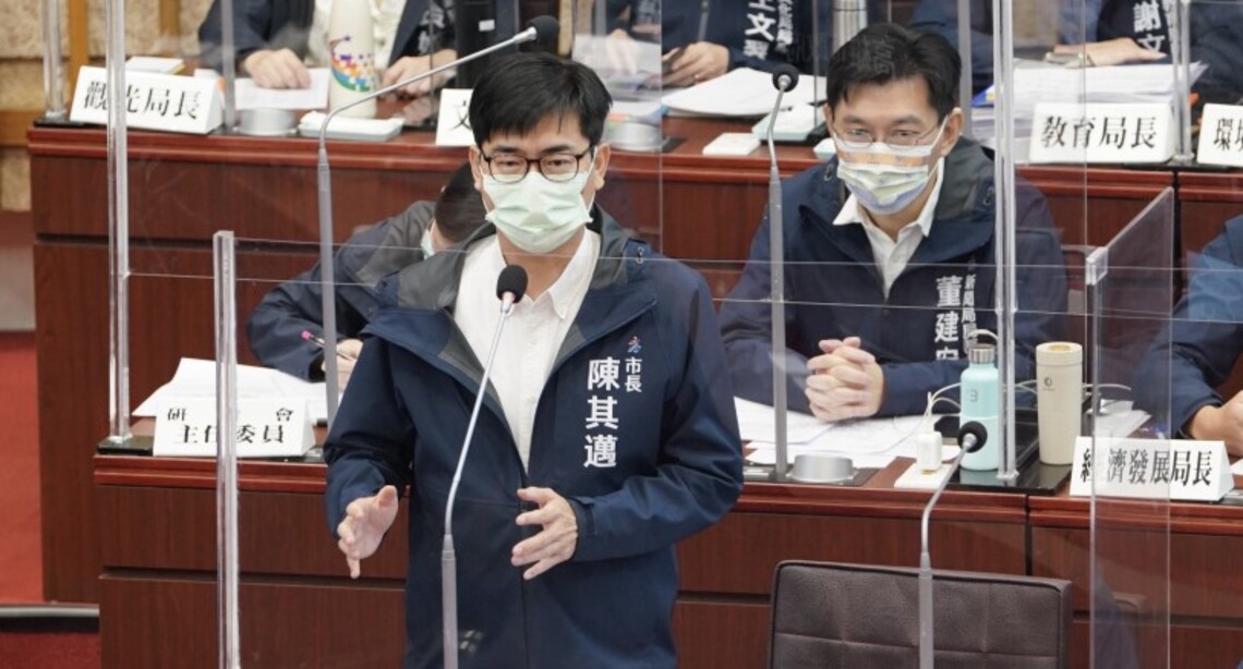 疫情社區化、流感化 高市府已做好線上、實體混合教學準備