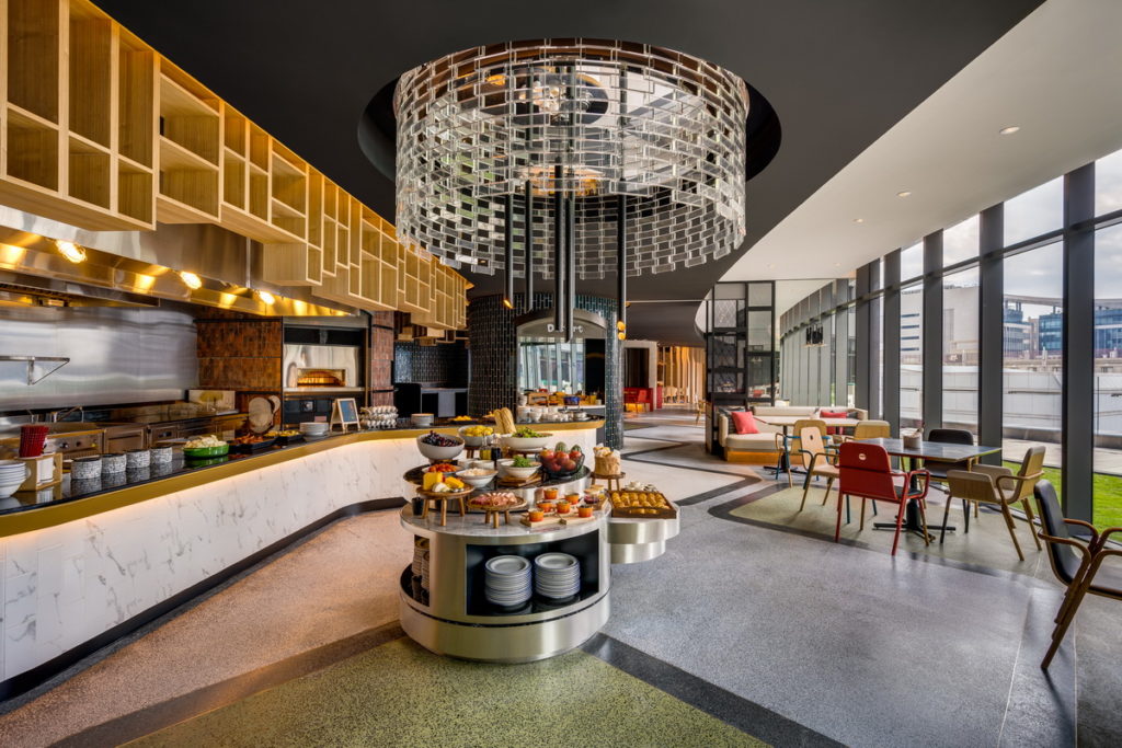 台北大直英迪格人氣餐廳T.R Bar & Kitchen 日景