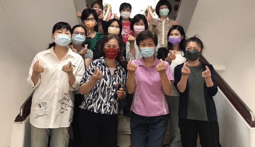 ▲豐原警分局女警媽媽歡度母親節快樂大合照 (圖/台中豐原分局 提供)