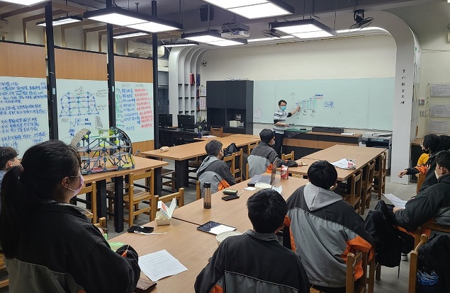 「打造一間心嚮往的飯店」PASCO結構模型創意大賽 瑞芳高工勇奪全國冠軍
