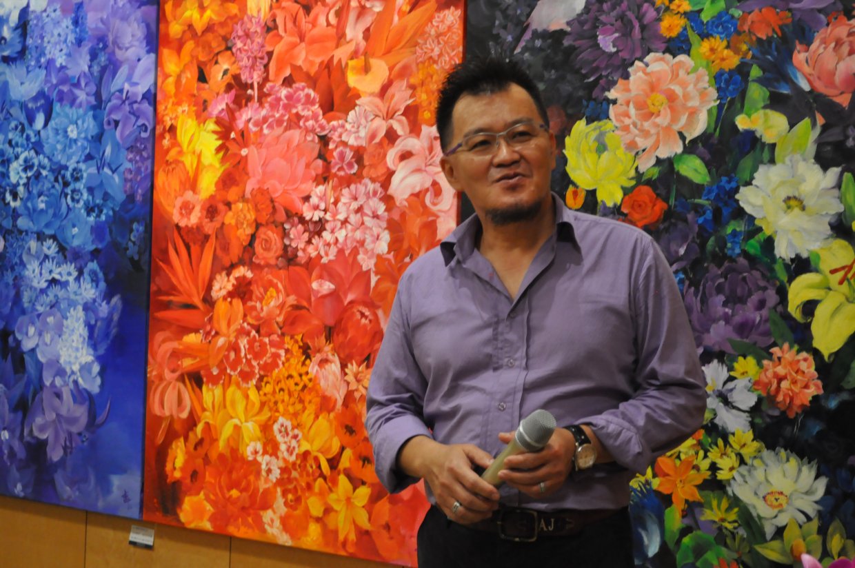【圖五】藝術家白丰中結合生成式藝術推出NFT，為藝術創作與新科技激盪交織成果。
