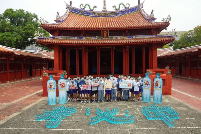 祝學子心想事成 喝台鹽鹼性離子水 ”考必中” !