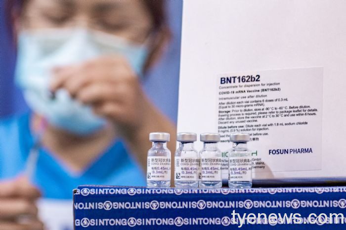 185.7萬劑成人型BNT今到貨 提供青少年接種追加劑 3 BNT
