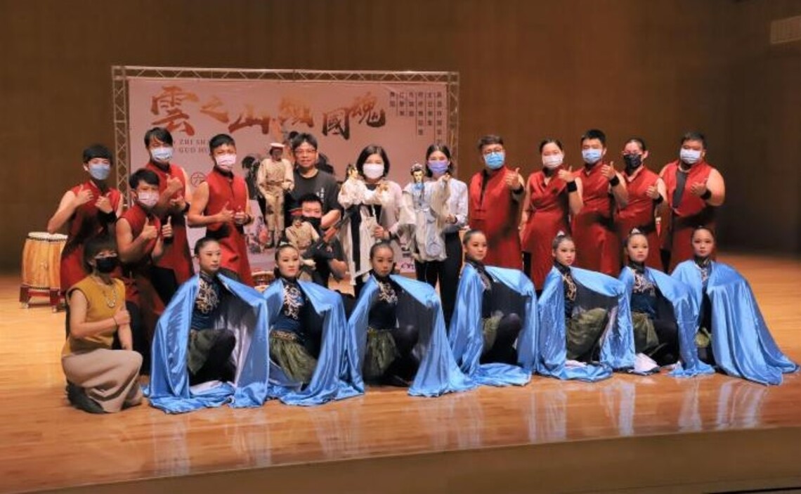 布袋戲結合打擊樂與舞蹈展創意 《雲之山、鐵國魂》6/4、5北港文化中心開演