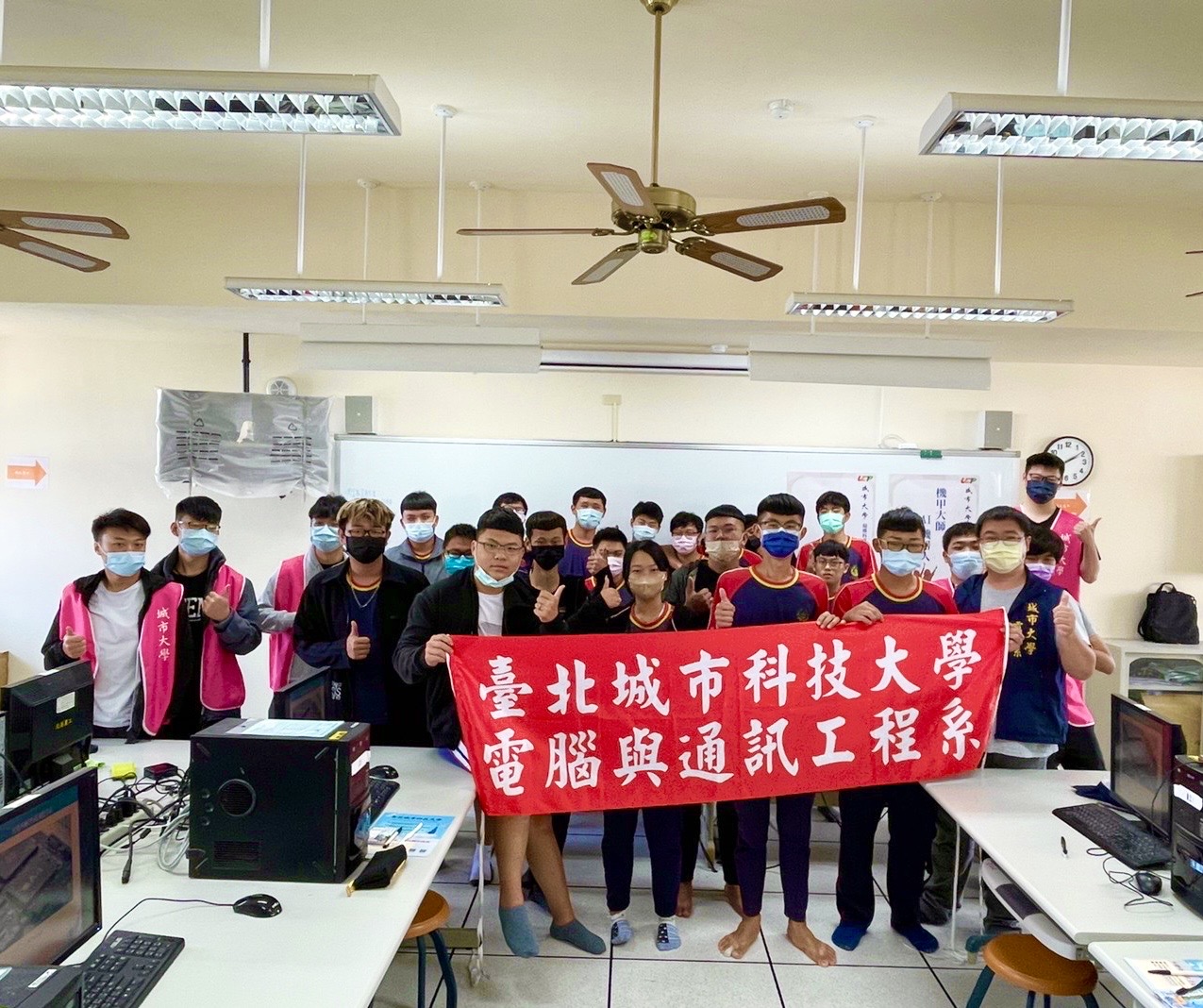 臺北城市科技大學大手攜小手下鄉深耕科普教育受歡迎