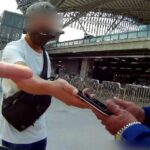 ▲金姓男子不慎將手機遺留在計程車上,員警調閱監視器、逐一撥打電話詢問司機,終於尋回金男手機 (圖/台中市警察局 提供)