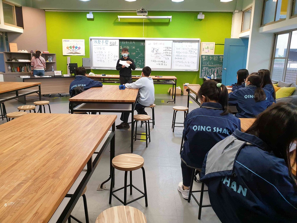 教學活動中_思考公園對於社區、對於環境、對於人生活的意義
