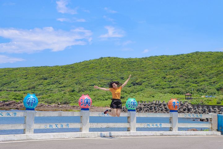 讓心放飛!暢遊新北青春山海線 賞花看海泡湯趣