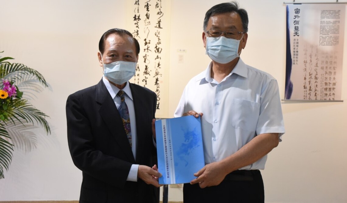全國收容人優選作品書法展   賴峰偉、劉陳昭玲見證教化成果