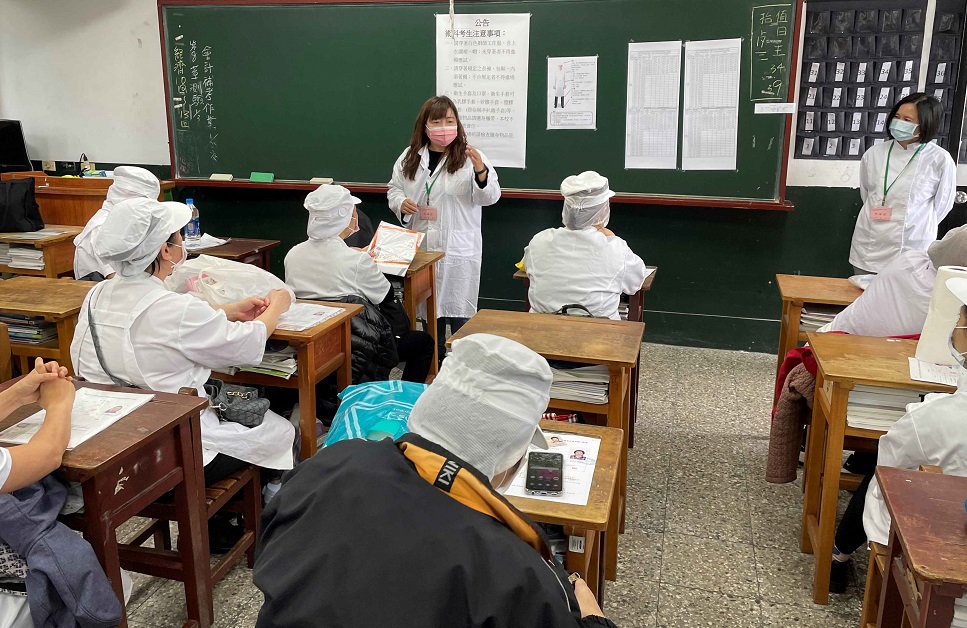 111學年度起針對英語專長增列加分機制