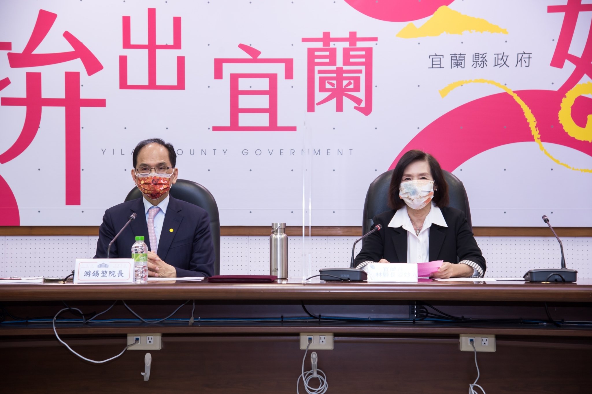 【匯流民調2022縣市長系列3-3】宜蘭選情分析/綠雖穩勝藍 單親媽媽林姿妙憑個人基層實力拚連任 73 宜蘭選情分析/江聰淵綠雖穩勝藍 單親媽媽林姿妙憑個人基層實力拚連任
