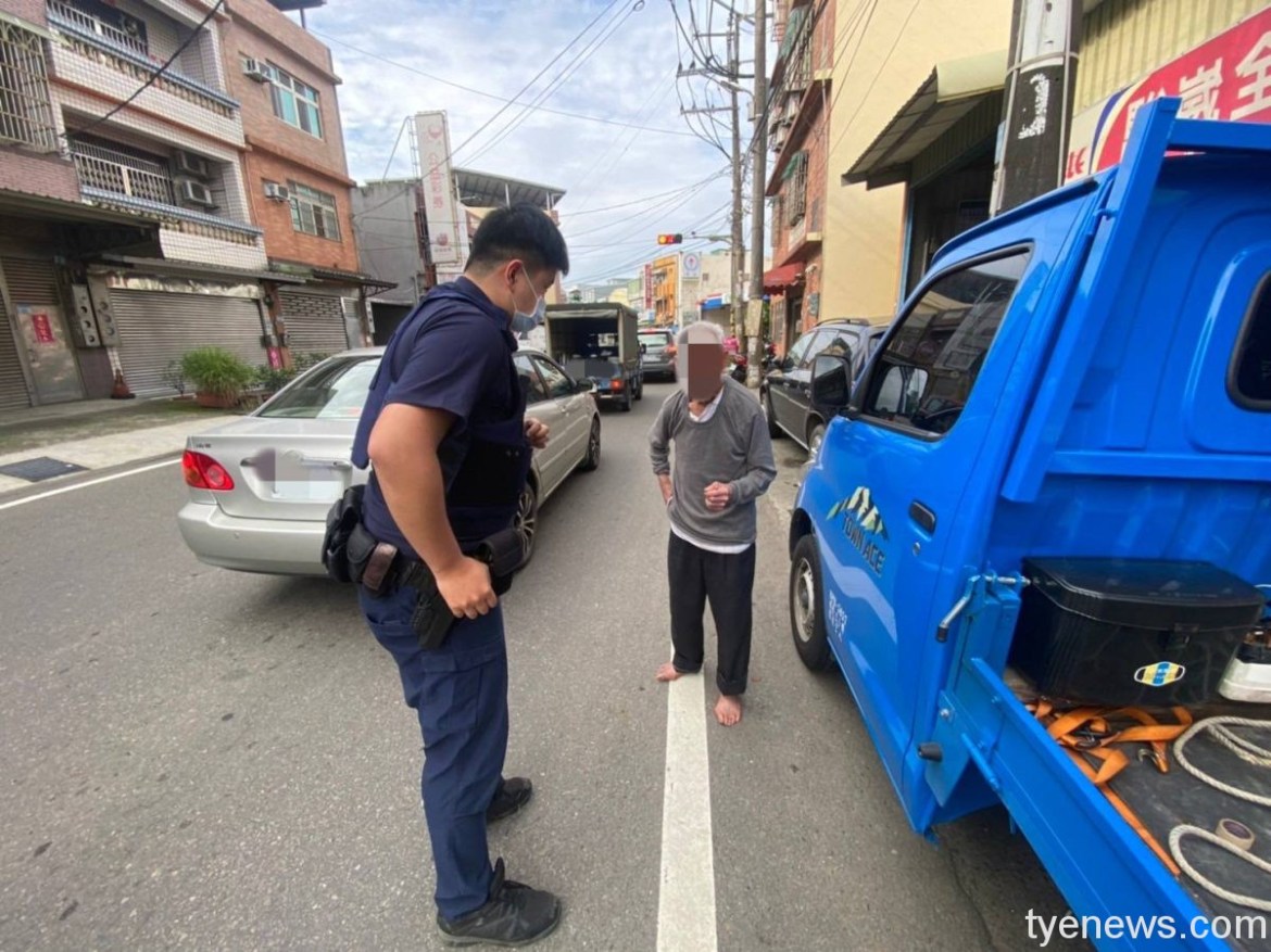民眾居檢無法外出 大園警郵局旁尋獲失智父親 14 138157 scaled