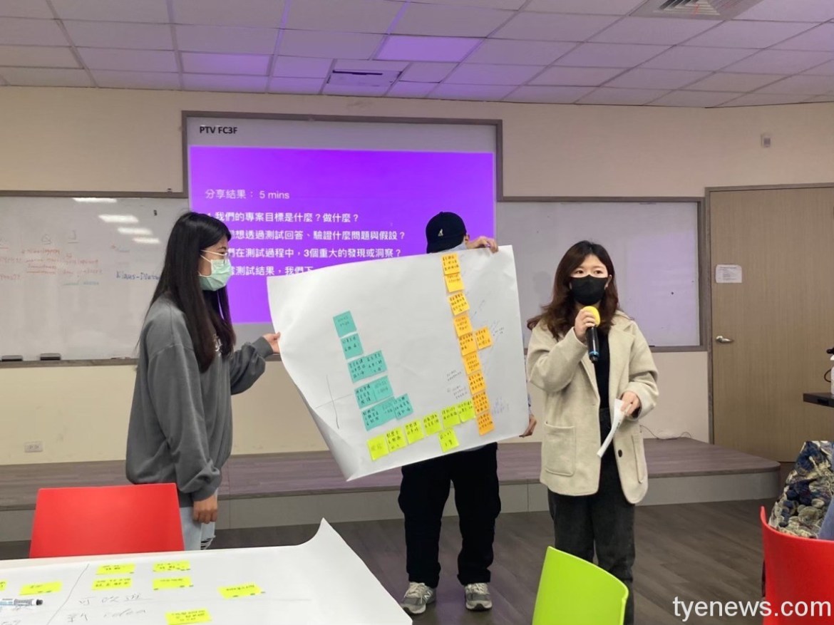 02 中原學生多次討論測試成功架設網站，完整紀錄大海社區歷史背景與軍事的重要。