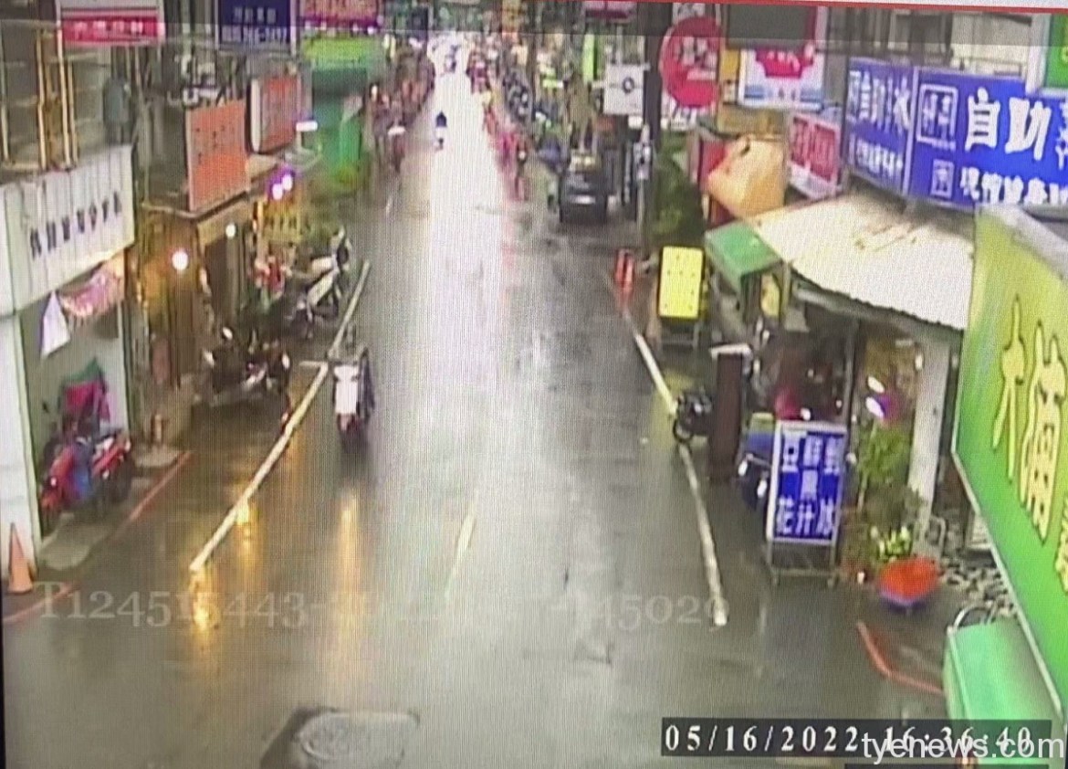 買快篩出來車不見了!八德警調閱監視器還原真相 20 EFF48069 DB5A 4E45 87E8 2D701F1DFDCB
