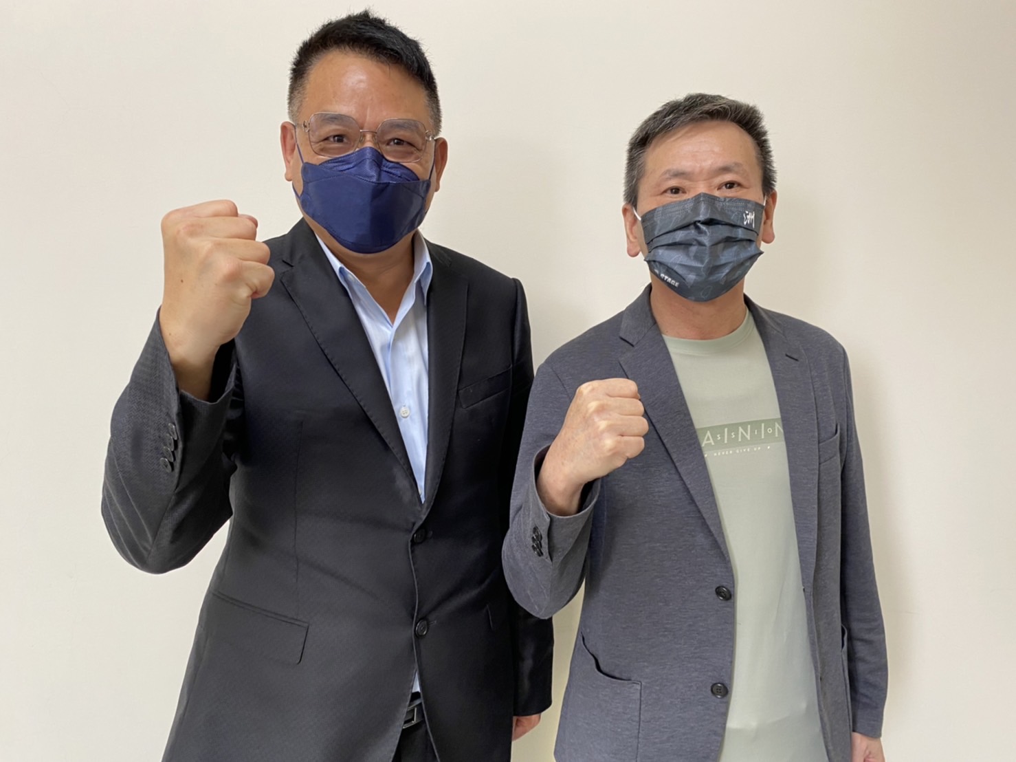 圖片說明:竹北市長初選民調出爐,由立委林為洲披掛代表國民黨參戰年底竹北市長選戰,林為洲與林耕仁雙林攜手合作。(圖:翻攝自林耕仁臉書)