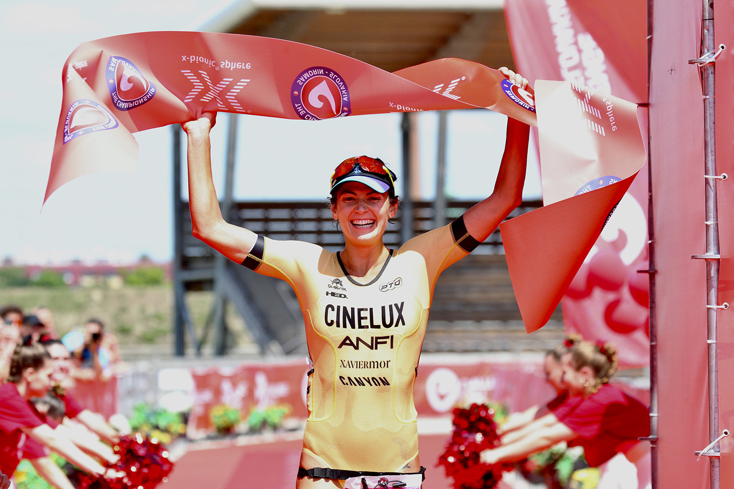 Perez Sala 以 4 小時 08 分 19 秒收下 2022 Challenge 系列冠軍賽女子后冠!圖片來源
