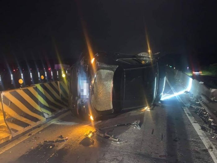 台61線後龍路段5輛自小客車交通事故 後龍警緊急馳援3小時內排除