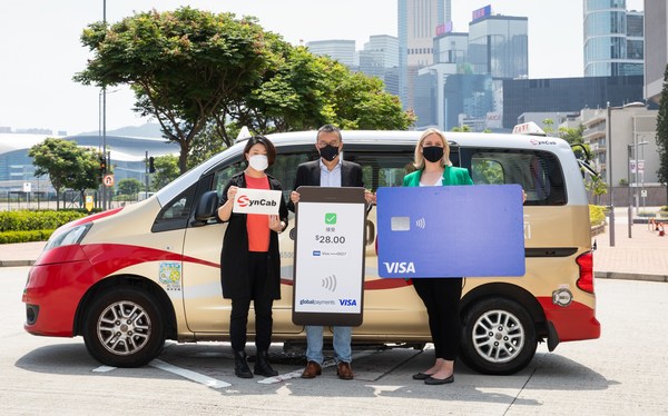 1.環滙於香港推出以智能手機運作的手機感應式收款服務「Mobile Tap 」,為商戶帶來創新支付方案。透過與Visa 和忠誠車行合作,該解決方案將率先在數百輛的士上試點推行。 (從左至右)忠誠車行有限公司執行董事鄭敏怡、環滙亞太區總裁陳國輝,及Visa 香港及澳門區董事總經理史美琪(Maaike Steinebach)。 1.環滙於香港推出以智能手機運作的手機感應式收款服務「Mobile Tap 」,為商戶帶來創新支付方案。透過與Visa 和忠誠車行合作,該解決方案將率先在數百輛的士上試點推行。 (從左至右)忠誠車行有限公司執行董事鄭敏怡、環滙亞太區總裁陳國輝,及Visa 香港及澳門區董事總經理史美琪(Maaike Steinebach)。