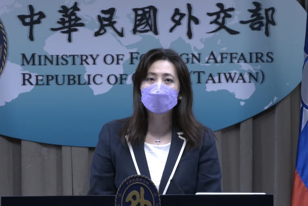 中共提一中原則阻台灣參與世衛 外交部:抹黑!政治凌駕人民健康 36 外交部發言人歐江安24日針對中共提一中原則,阻礙台灣參與世衛,批評政治凌駕人民健康。