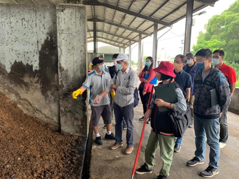苗栗提升廚餘堆肥效率 資源永續再利用 廚餘變身有機肥
