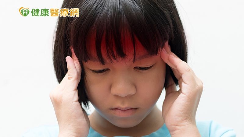 4染疫童併發腦炎病逝!黃立民:「高」病毒量較容易進入腦部