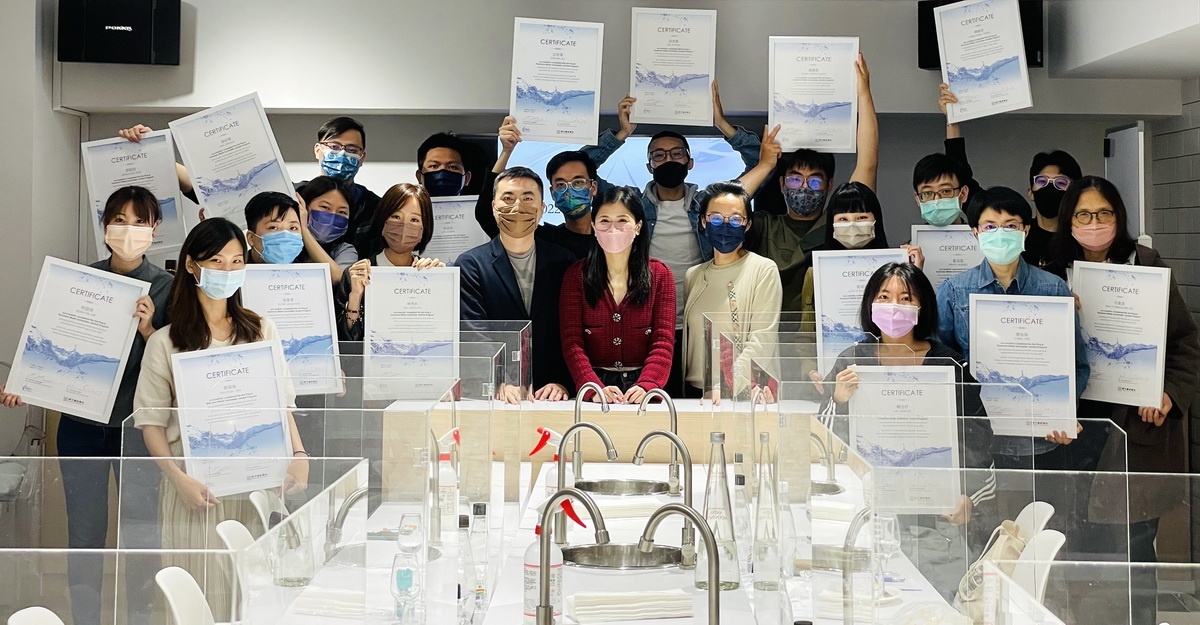 日前結訓的2022第四屆國際品水師課程，國際證照學程之受證人數創下新高。