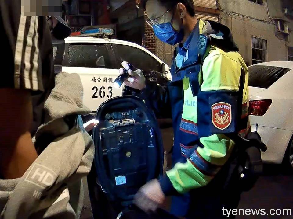 【有片】遇警盤查只揮手不說話 男子嘴裡含毒露餡遭逮 19 958054