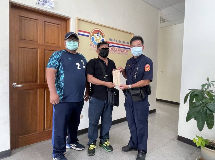 枋警結合民間善心人士 暖心協助貧困家庭