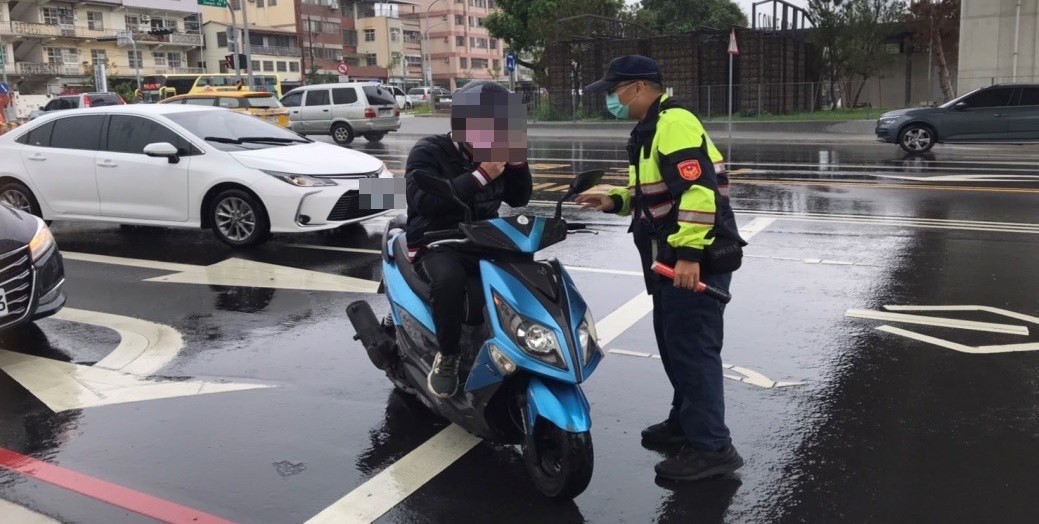 ▲中市警自6月1日起，執行「促進路口安全及精實執法專案勤務」 (圖/台中市警察局 提供)