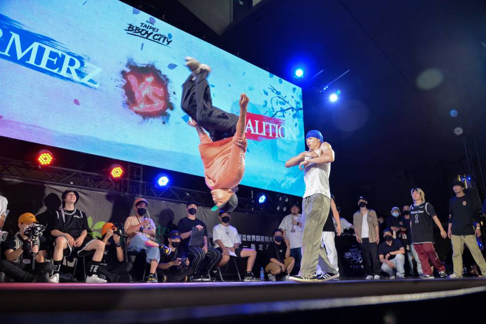 700位頂尖舞者線上直播PK! Taipei Bboy City安麗盃世界霹靂舞大賽完美落幕 43 所有選手透過舞蹈展現自己的熱情與熱血 1